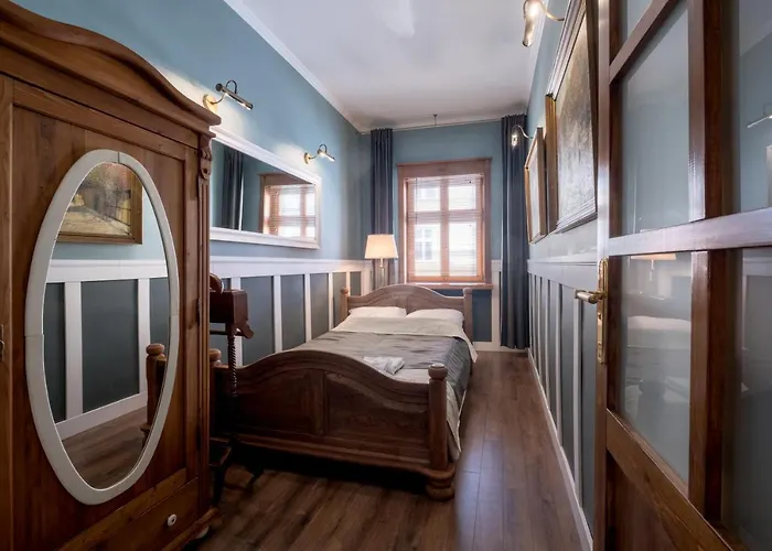 Old House Apartman *