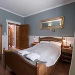 Old House *