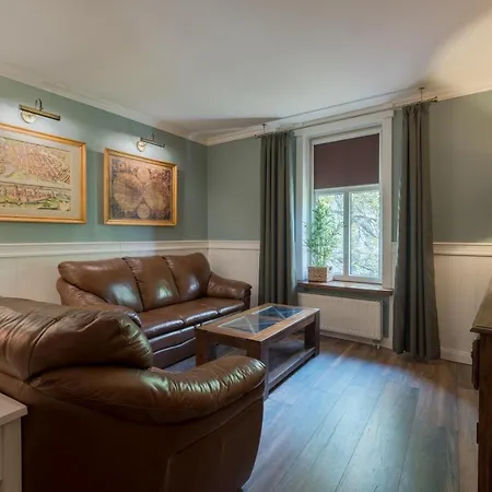 Old House * 포즈난