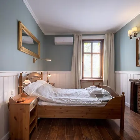 Old House 아파트 포즈난