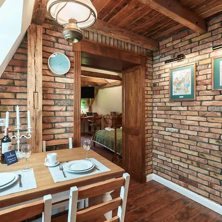 아파트 Old House *