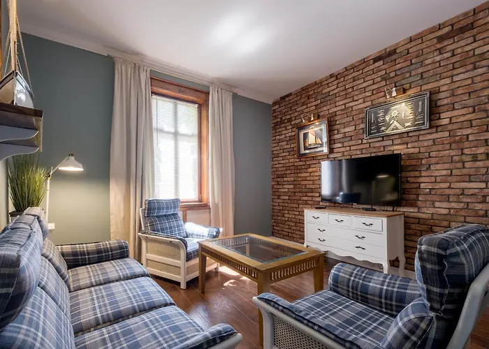 Apartament Old House *